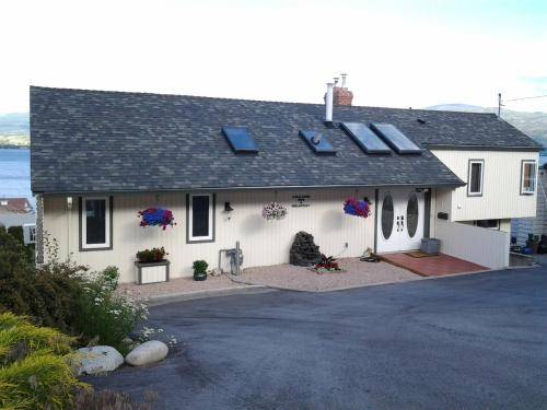 Bed and breakfast  West Kelowna