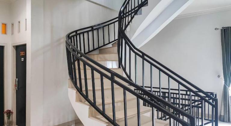 Urbanview Hotel Syariah near RSIA Annisa Jelutung Jambi