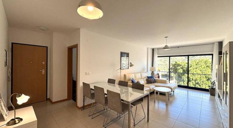 Apartment with patio | Good for workation — photo 2