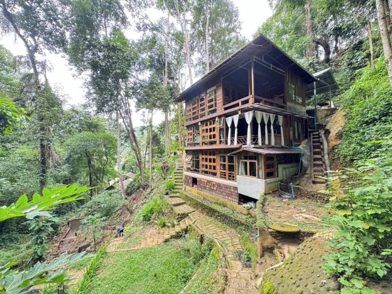 Lodge  Huai Kaeo