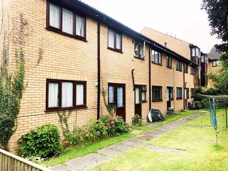 Condo London Borough of Enfield