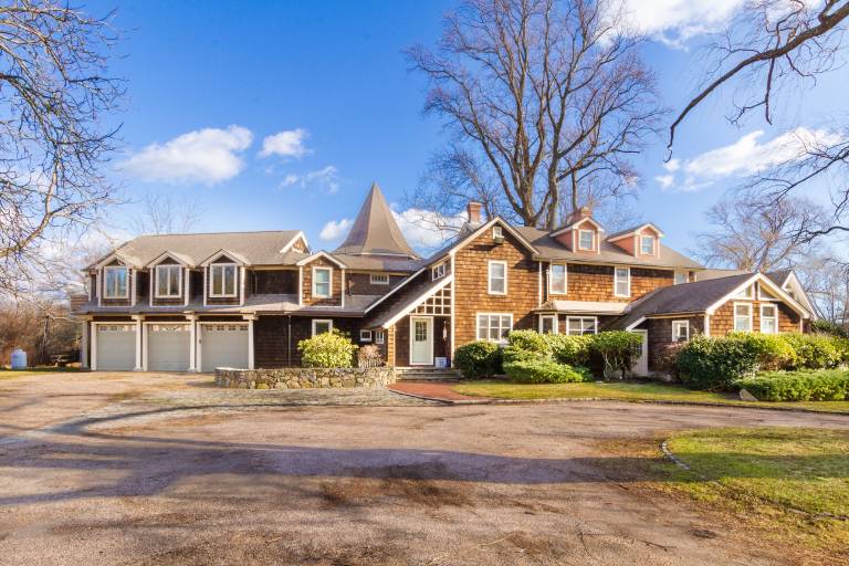 House  Bonnet Shores