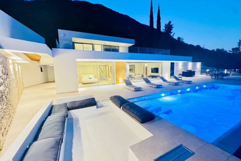 Villa Nydri
