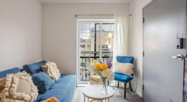 Apartment | Next to Mary | Pets allowed in Montréal, QC