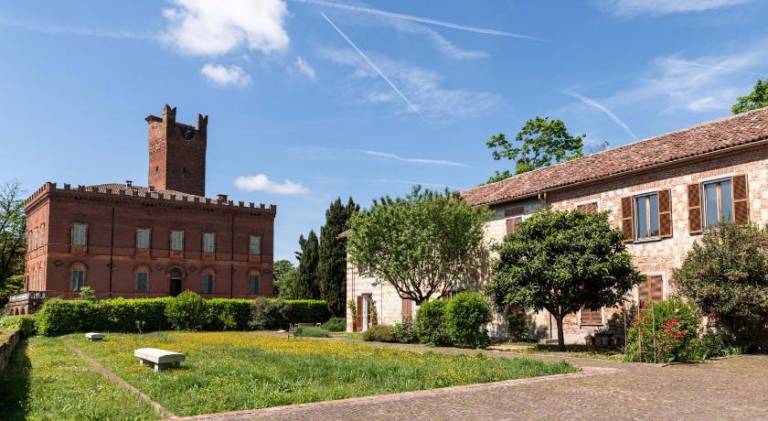 Pleasant holiday apartment with garden & patio | Pet-friendly in Alessandria