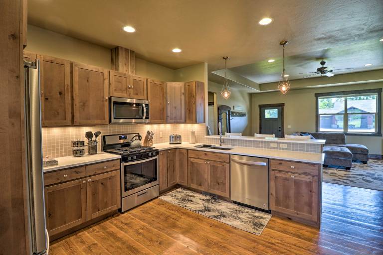 Modern Kalispell Home - 28 Mi to Glacier NP! — photo 2