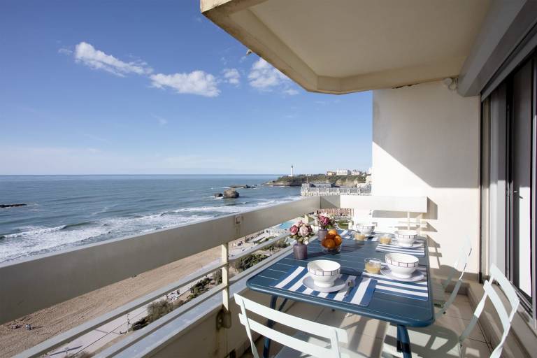 Rental apartment with heated pool | Sea view — photo 2