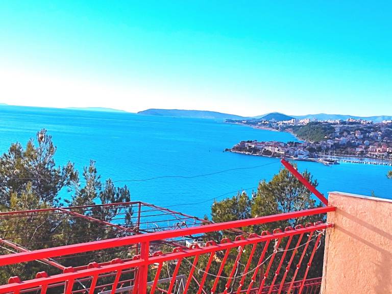Amazing View Wohnung atemberaubenden Blick auf das Meer Stadt — photo 2