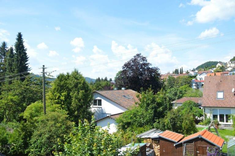 Holiday apartment with fast internet | City view — photo 4