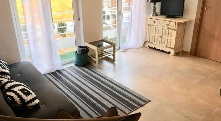 Holiday apartment with 2 rooms for 4 persons — photo 2