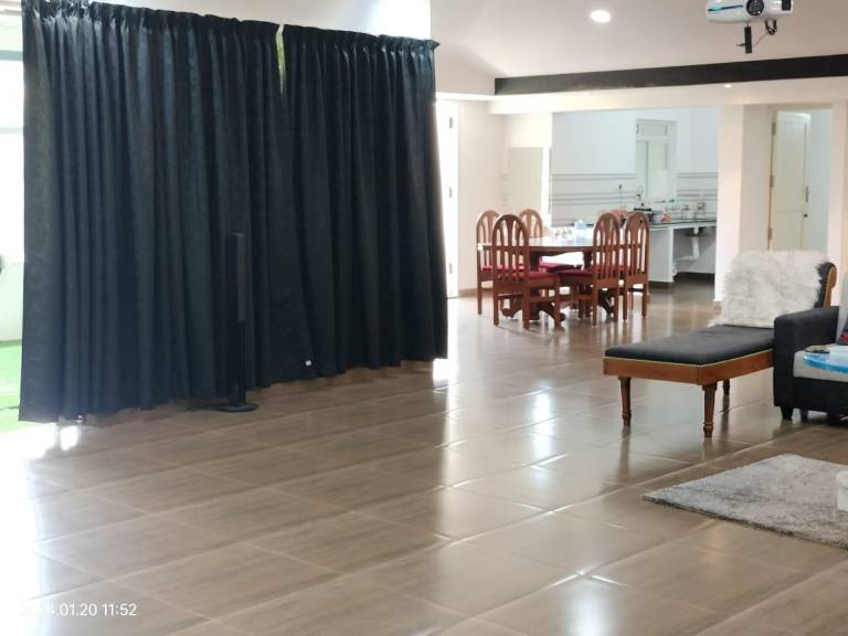 Rental apartment with yard — photo 5