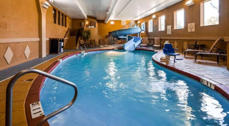 Best Western Plus Midwest Inn & Suites — photo 2