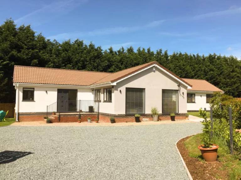 4 Bed in Henley in Arden oc l30381