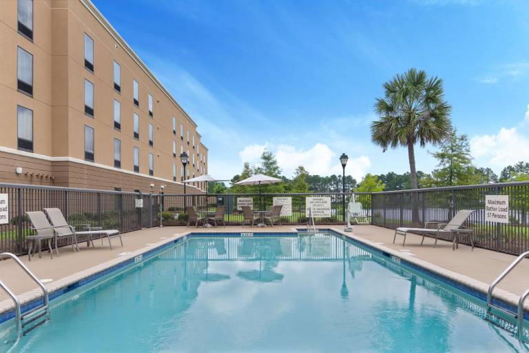 Hampton Inn & Suites Savannah-Airport — photo 2