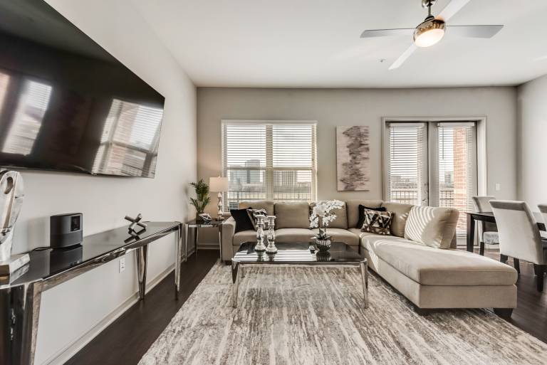 Apartment with 3 rooms for 6 persons in Irving, TX