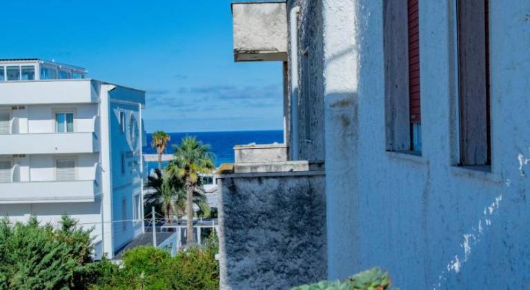 Rental apartment with 2 rooms for 6 persons — photo 4