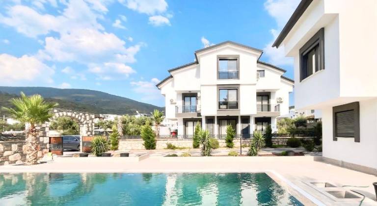 Fully equipped house with garden, barbecue & pool | Pet-friendly in Didim