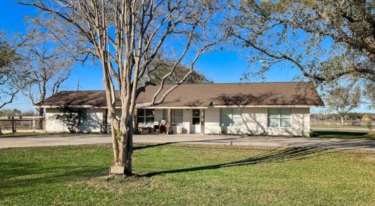 Vacation home | Pets are welcome in Aransas Pass, TX