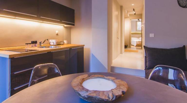 Beautiful rental apartment with terrace | Near Acropolis of Athens | Dogs allowed — photo 4