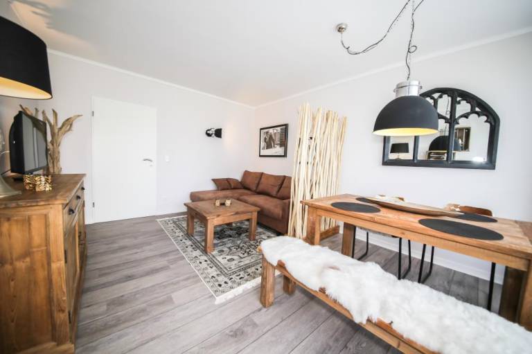 Apartment with patio | Sea view — photo 2
