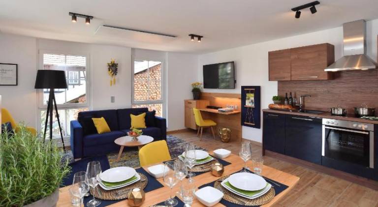 Serviced apartment with yard | Pets allowed — photo 3