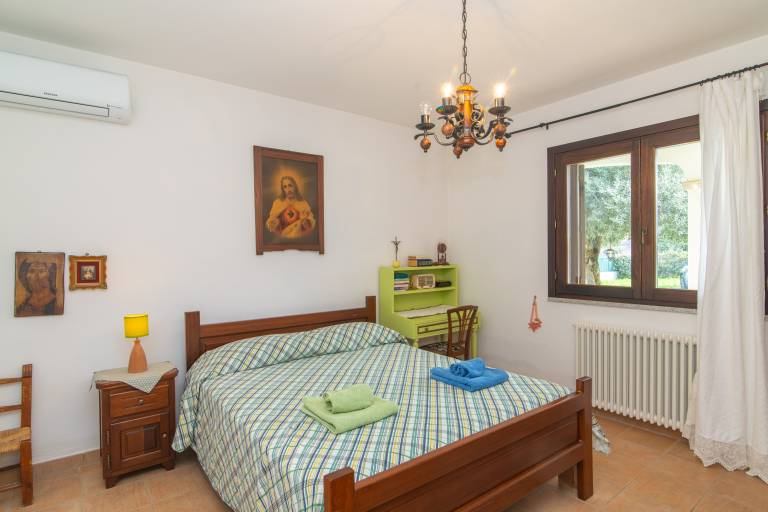 Dedicated room with garden, pool & fast internet | Garden view — photo 5