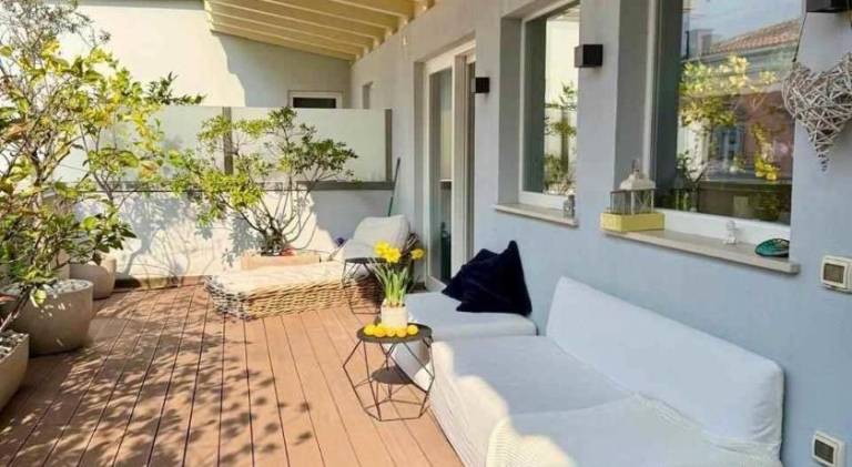 Arya Lake Apartment in Tenno