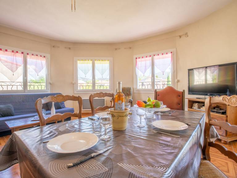 Nice rental apartment with terrace & yard | Next to the beach | Pets allowed — photo 2