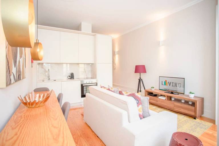 Children-friendly wonderful rental apartment with fast internet | Close to Dom Luís I Bridge | Pet-friendly in Porto