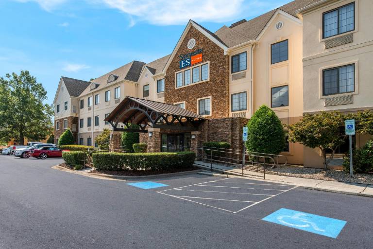 Suites Charlotte Arrowood in Charlotte, NC