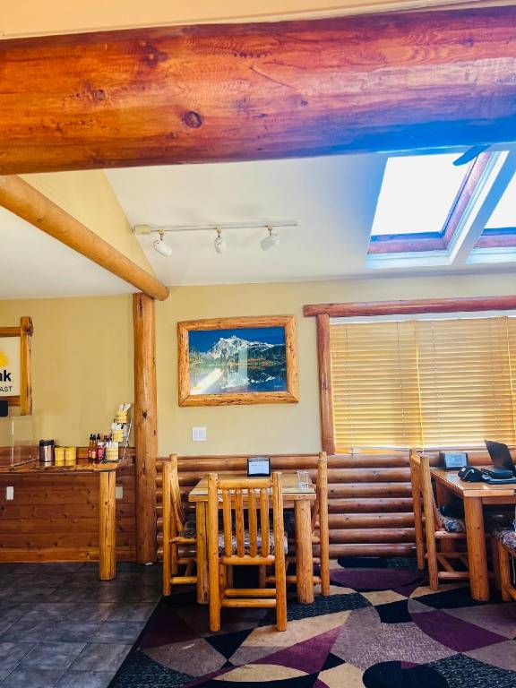 Sandpoint Inn — photo 3