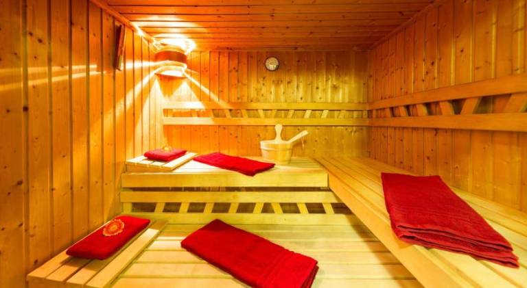 Lovely serviced apartment with garden, sauna & patio | Pet-friendly — photo 3