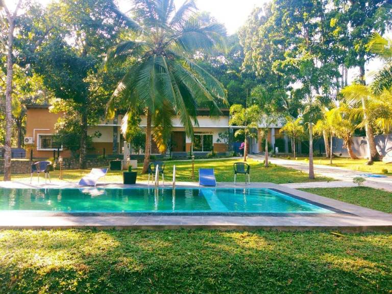House Mampe South