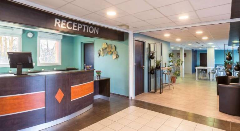 Sure Hotel by Best Western St-Amand-les-Eaux — photo 2