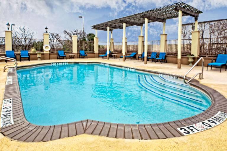 Hampton Inn & Suites Corsicana — photo 2
