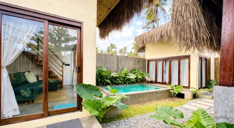 Lovely villa with terrace, pool & garden | Suitable for remote work | Pets allowed in General Luna