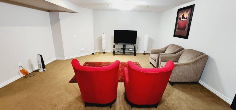 House  Airdrie