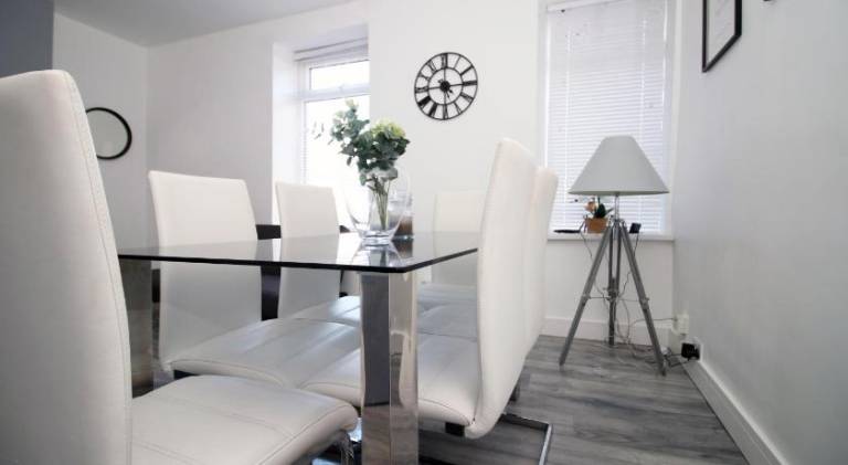 Holiday apartment with 2 rooms for 7 persons in Bridgend