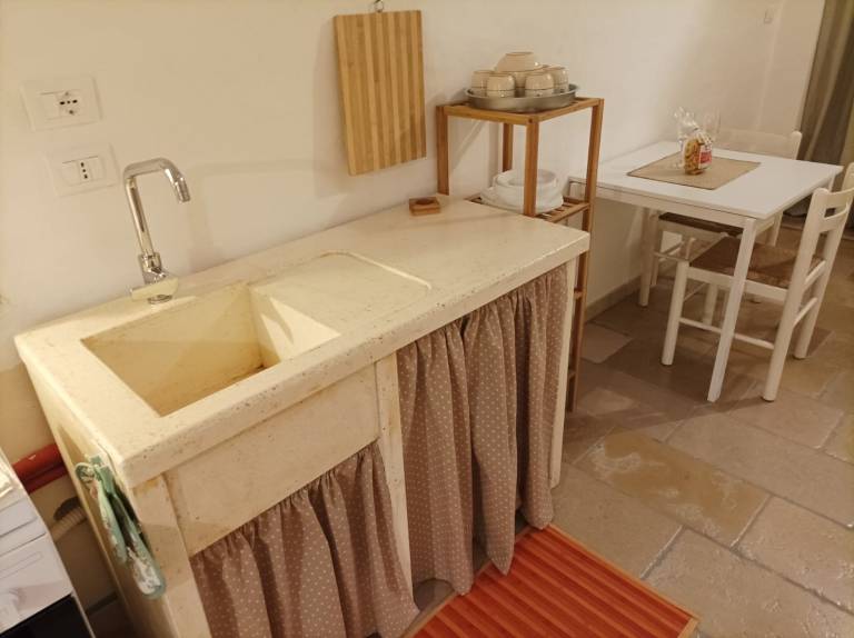 Villa with jacuzzi — photo 4