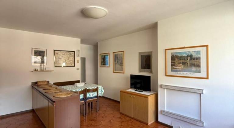 Holiday apartment with garden — photo 2