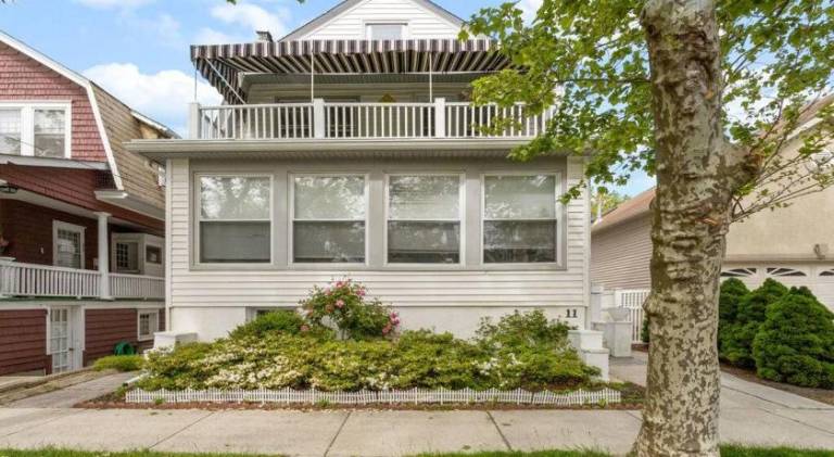 Vacation home with 5 rooms for 14 persons in Pleasantville, NJ
