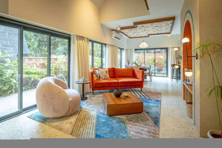 Villa with yard & pool in Anjuna