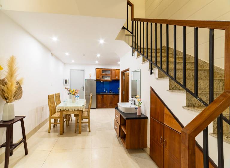 Ample villa with barbeque & garden | Perfect for remote work | Dogs allowed — photo 2