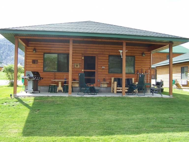 Cabin Gardiner