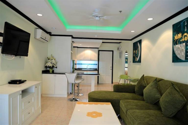 Condo Na Kluea