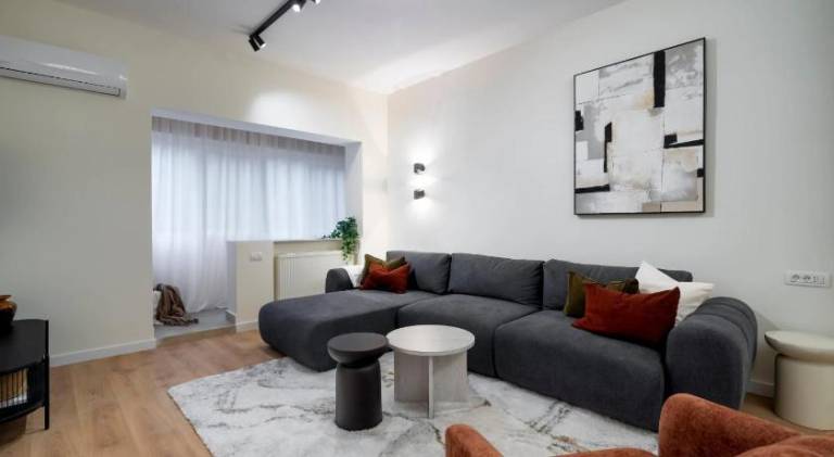 Apartment | Near Stavropoleos Monastery | Dogs allowed in Bucharest
