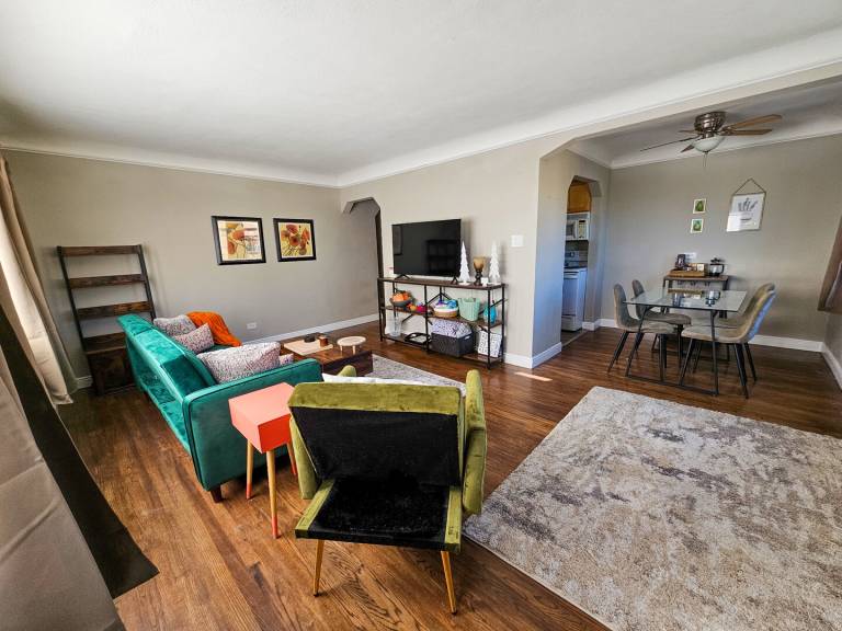 Park Hill Condo- Airy, Updated, Clean and Great Location — photo 2