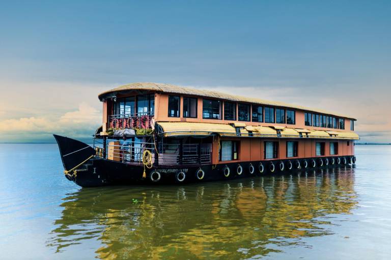 Houseboat Punnamada