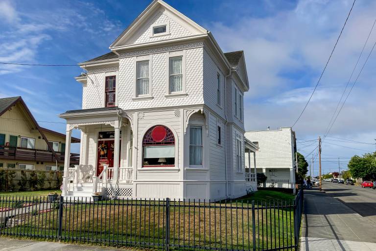 House  Eureka