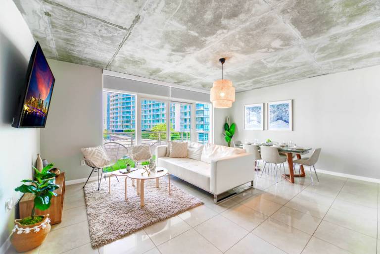 Modern Condo in Midtown Miami